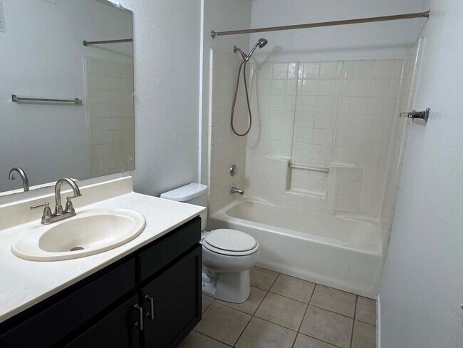 Building Photo - 3115 Casey Dr