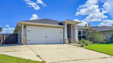 Building Photo - 5544 Peach Dr