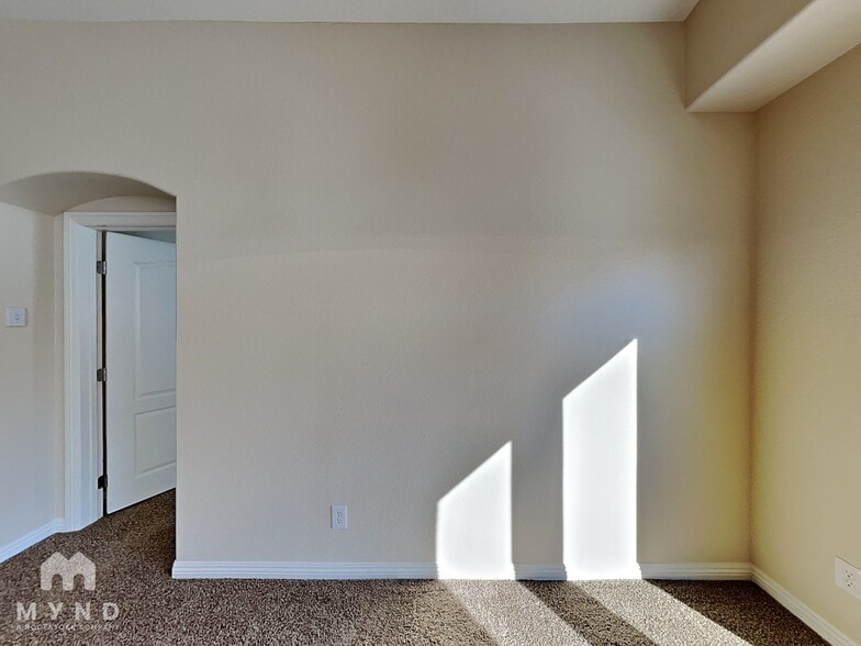 Building Photo - 6448 E Elwood Mead Ave