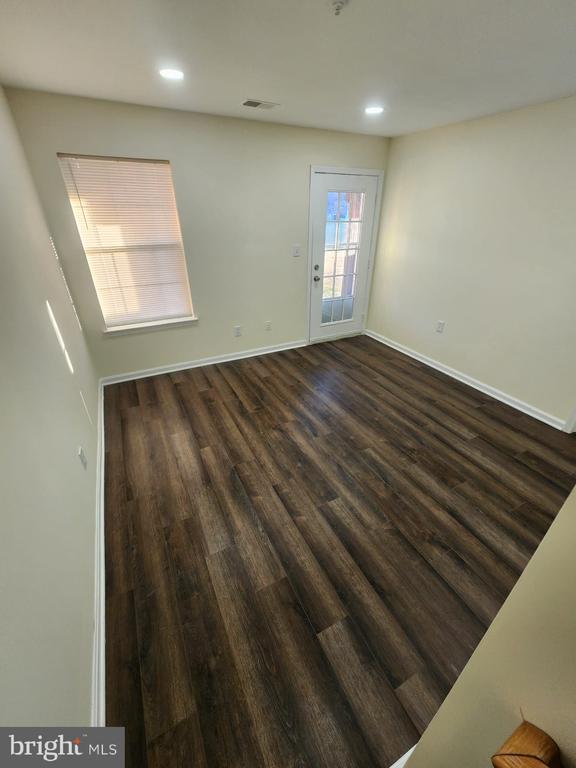 Building Photo - 14120 Silver Teal Way