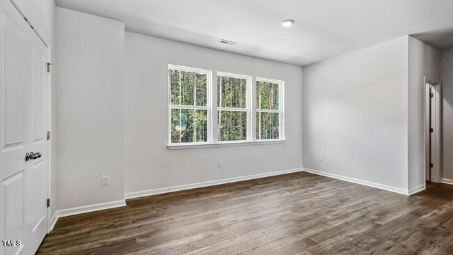 Building Photo - 2241 Horton Pk Dr