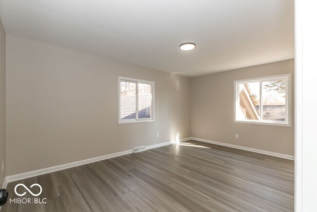 Building Photo - 1605 Cool Creek Dr