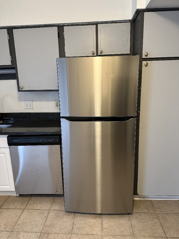 Building Photo - 1921 Mereview Ct