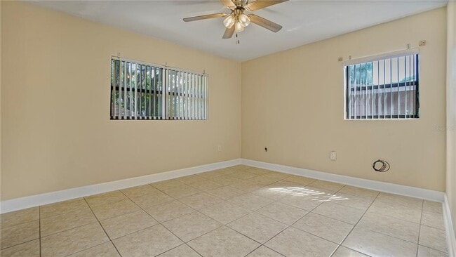 Building Photo - 5717 Lawndale Rd