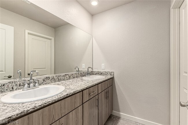 Building Photo - 3819 Corellia Ave