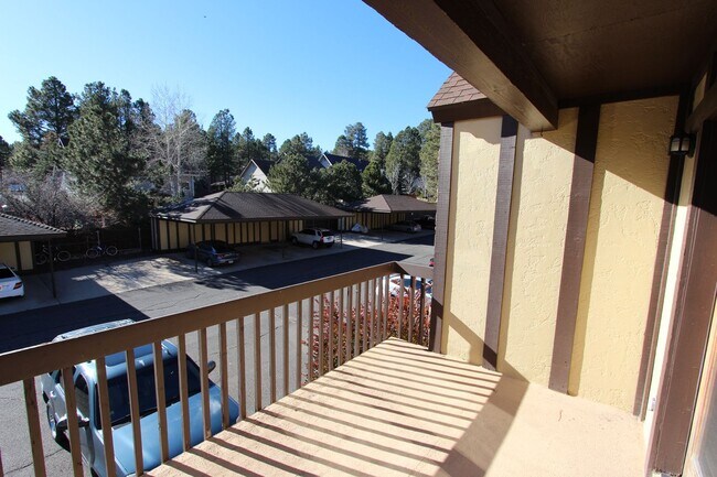 Building Photo - Short-Term Furnished Rental | Mountain Views + $500 Move-In Special