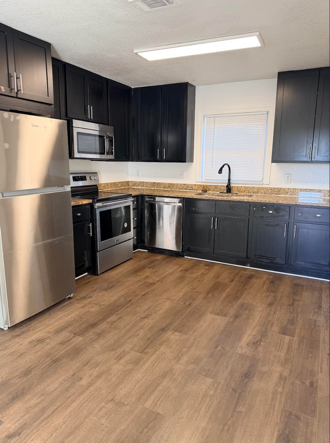 Building Photo - 2306 N 48th St