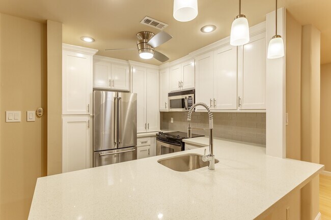 Building Photo - 3614 Montrose Blvd