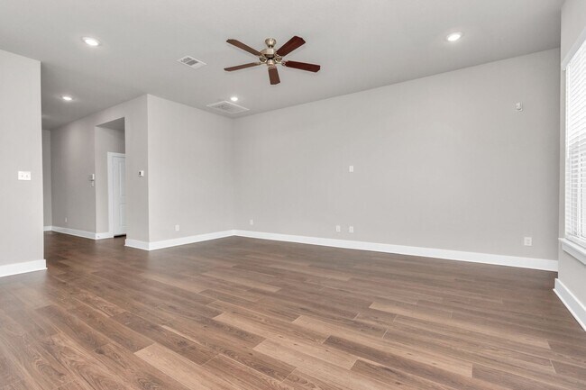 Building Photo - The Linden – Modern Comfort Meets Resort-Style Living