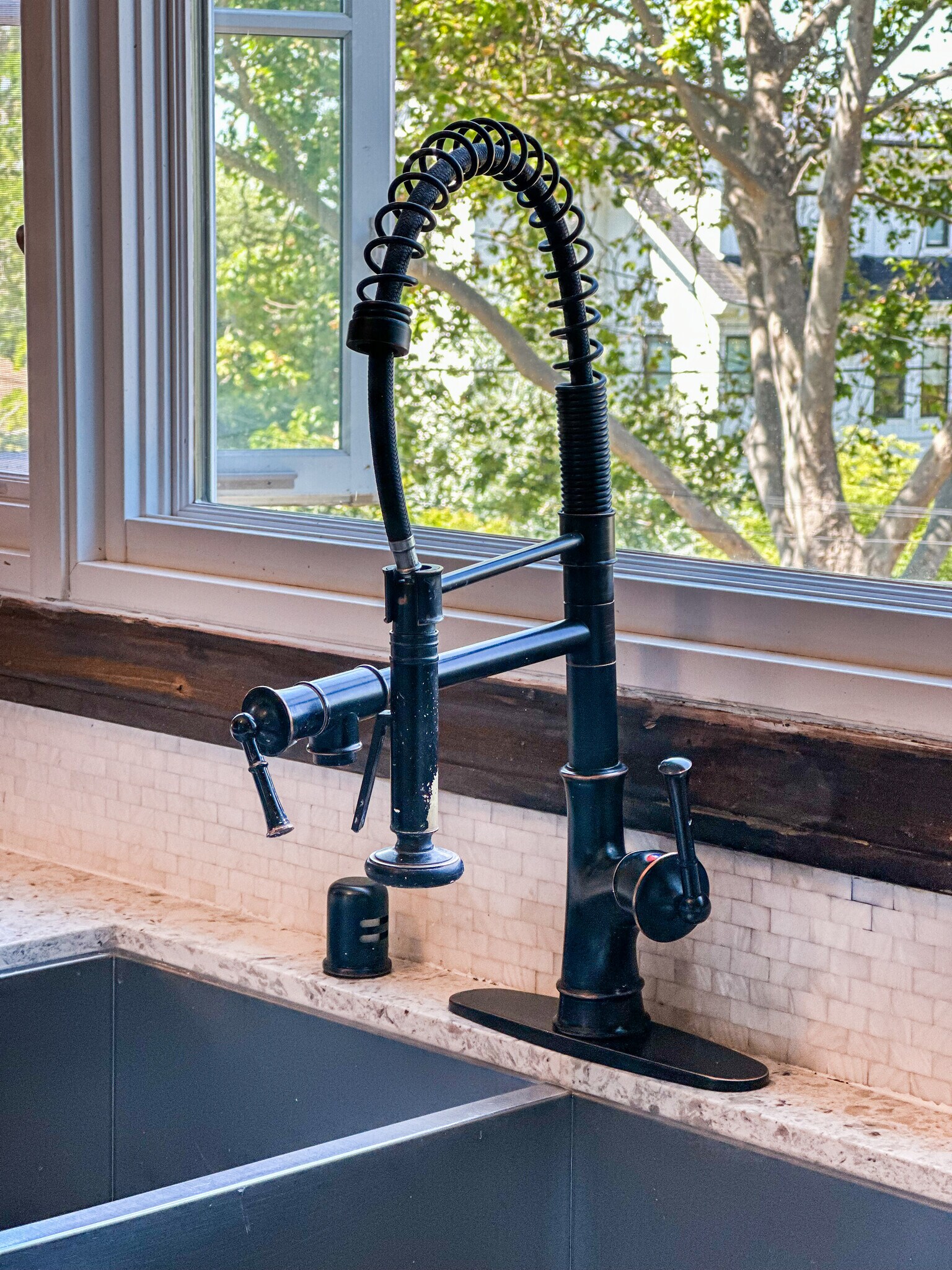 Building Photo - 1937 Russell St