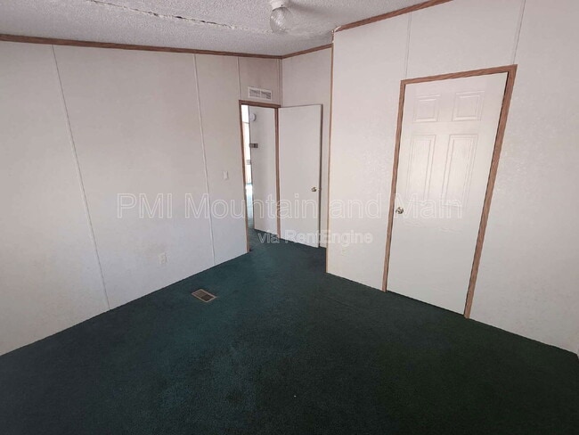 Building Photo - 9 Misty Mountain Way