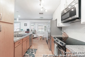 Building Photo - 2902 Sir Phillip Dr