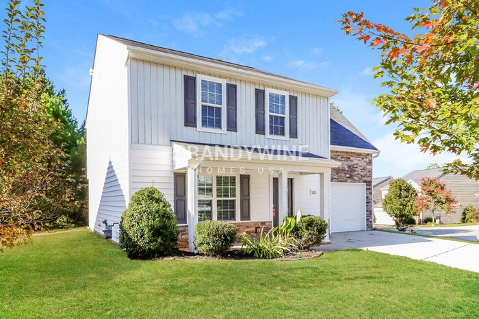 Building Photo - 125 Autumn Bluff Cir