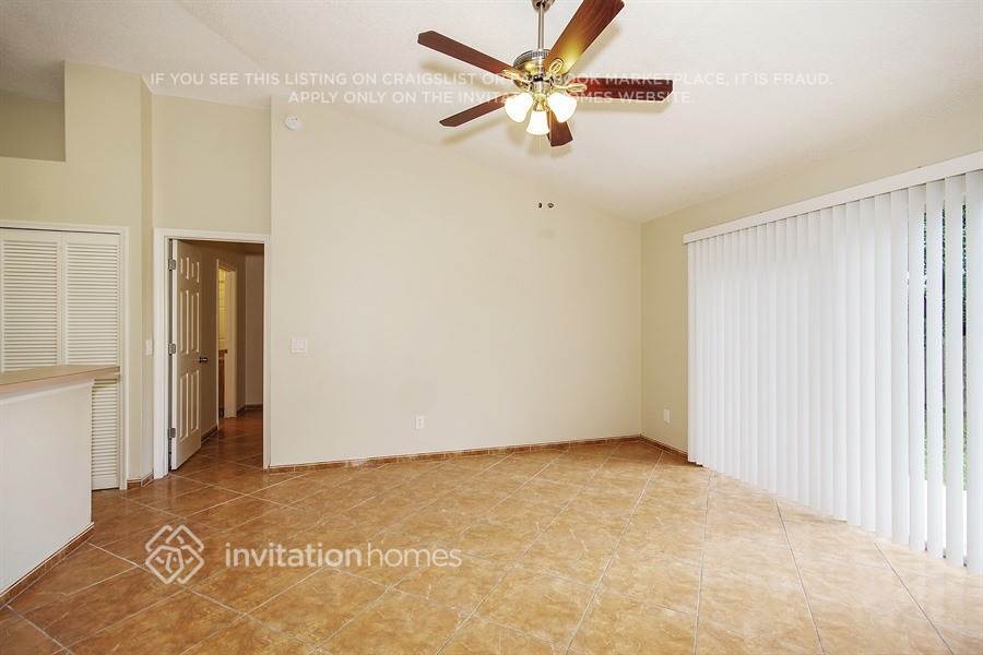 Building Photo - 9472 Brackin St