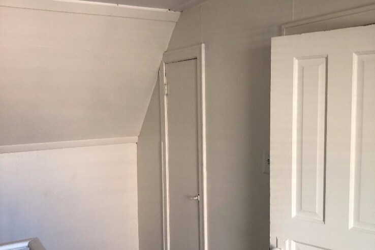 Building Photo - 917 S University Ave