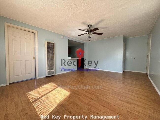 Building Photo - 130 S 100 W