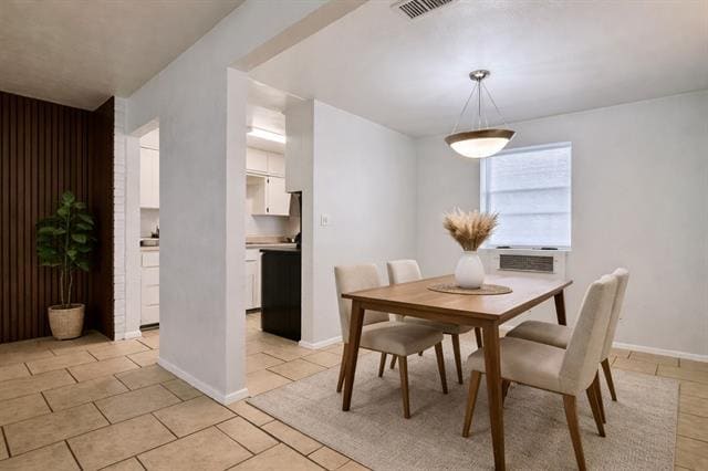 Building Photo - 2112 Tanglewood St