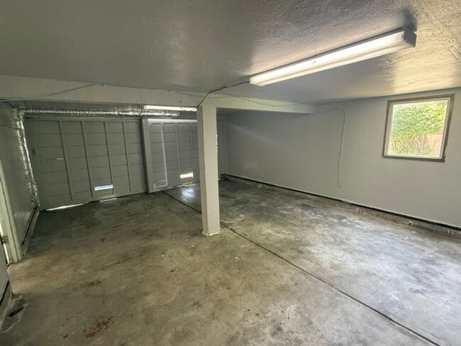 Building Photo - 3-Bedroom Single Family Home in Richmond Annex / El Cerrito Area