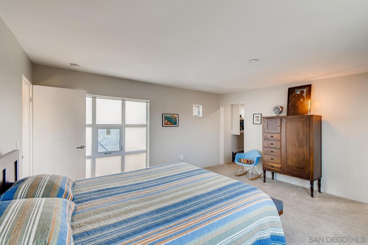 Building Photo - 991 Sigsbee St