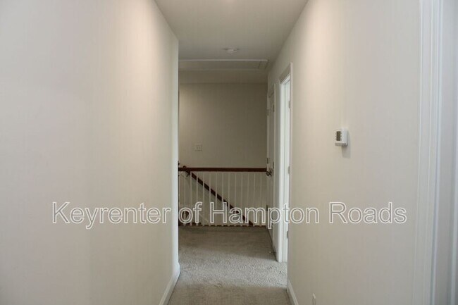 Building Photo - 1016 Beachstone Quay