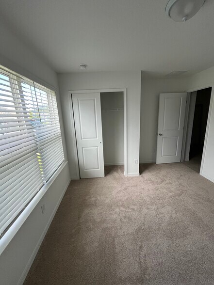 Building Photo - 5454 Integrity Way