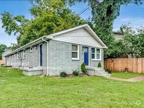 Building Photo - 1728 17th Ave N