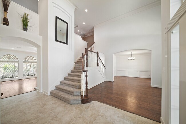 Building Photo - 5403 Indian Shores Ln