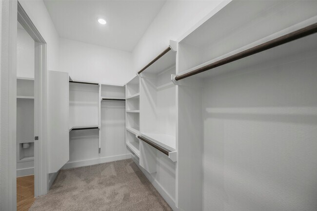 Building Photo - 21747 Zebra Swallowtail Dr