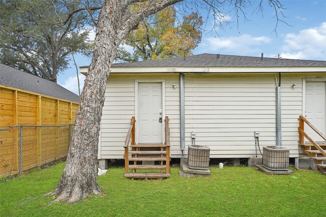 Building Photo - 969 Wakefield Dr