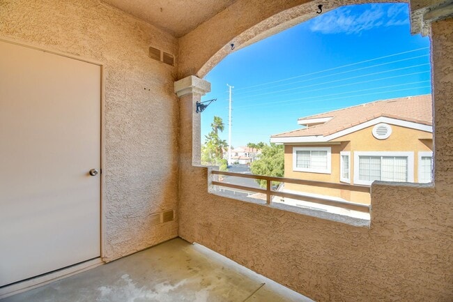 Building Photo - Gated, beautiful, and safe in a secure community