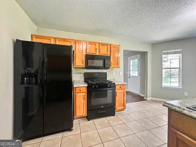 Building Photo - 1017 Maris Ln