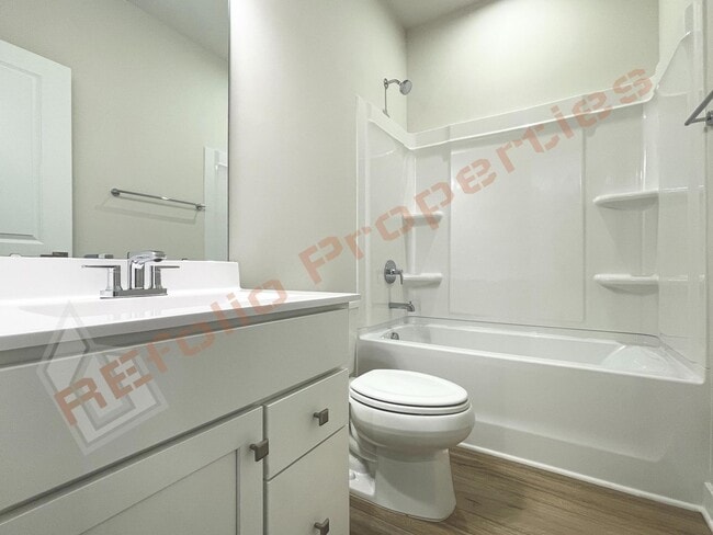 Building Photo - Beautiful brand new 3-Story Townhome | 4 B...