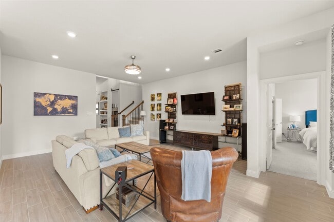 Building Photo - 1939 Shallow Canyon Ln