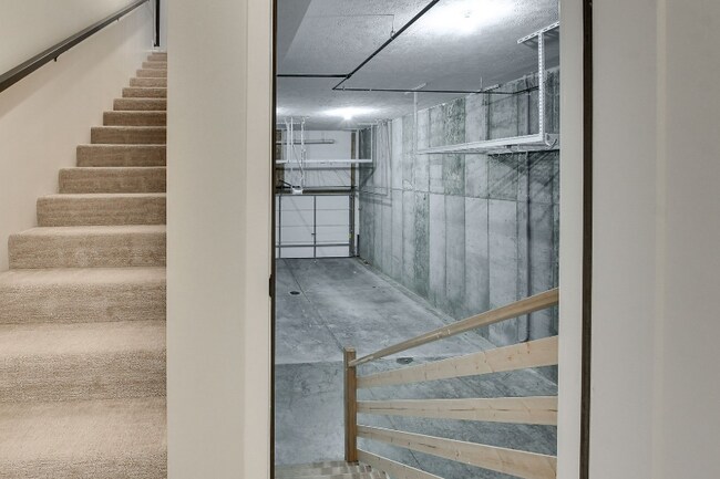 Building Photo - 1013 Park Ave