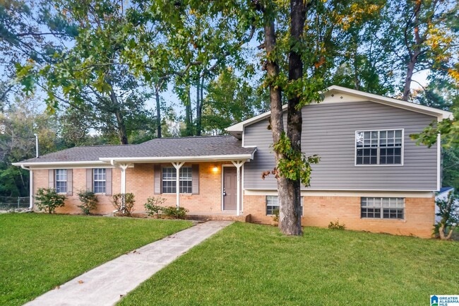 Building Photo - 3033 Carleton Rd