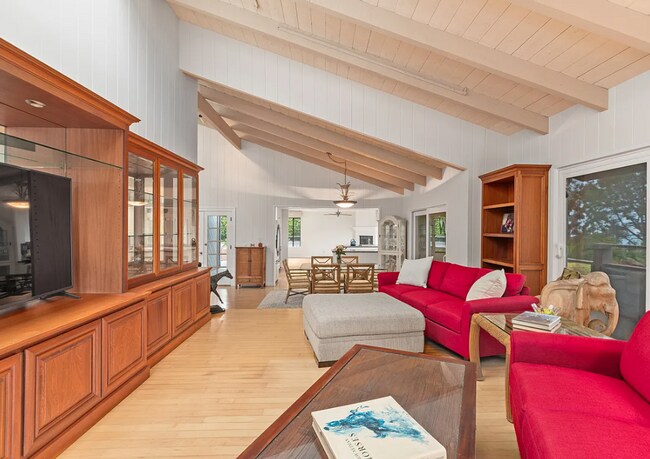 Building Photo - Unfurnished Village of Del Mar Home Boasti...