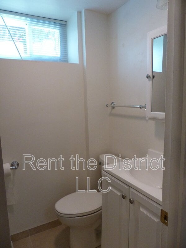 Building Photo - 4839 Yuma St NW