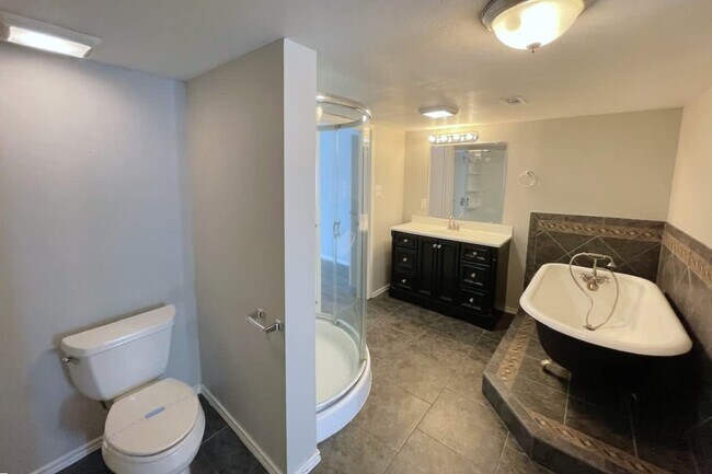 Building Photo - 103 Maple Branch St