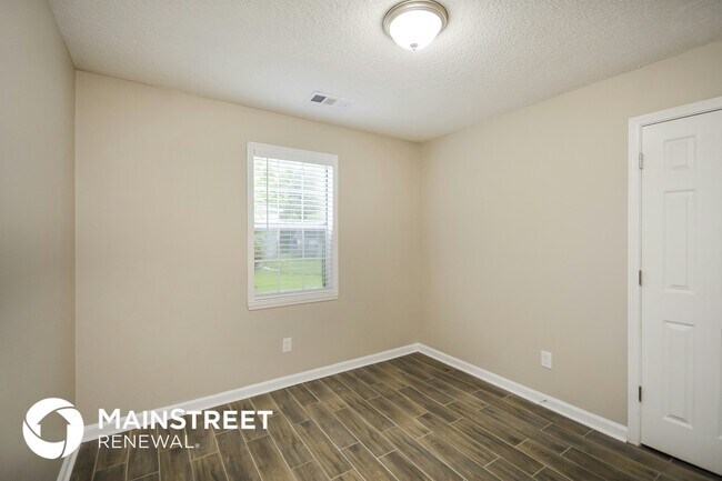 Building Photo - 150 Lazy Hollow Ln