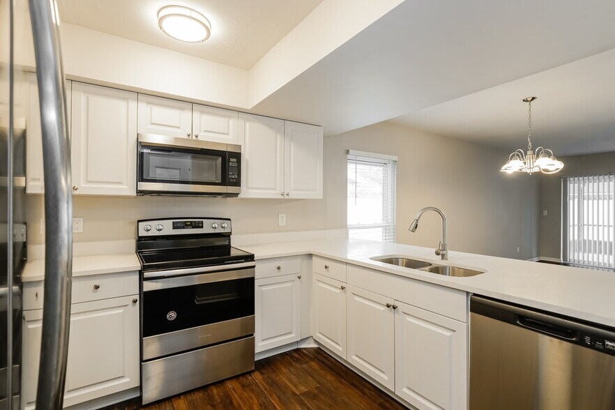 Building Photo - 814 Settlers Rd