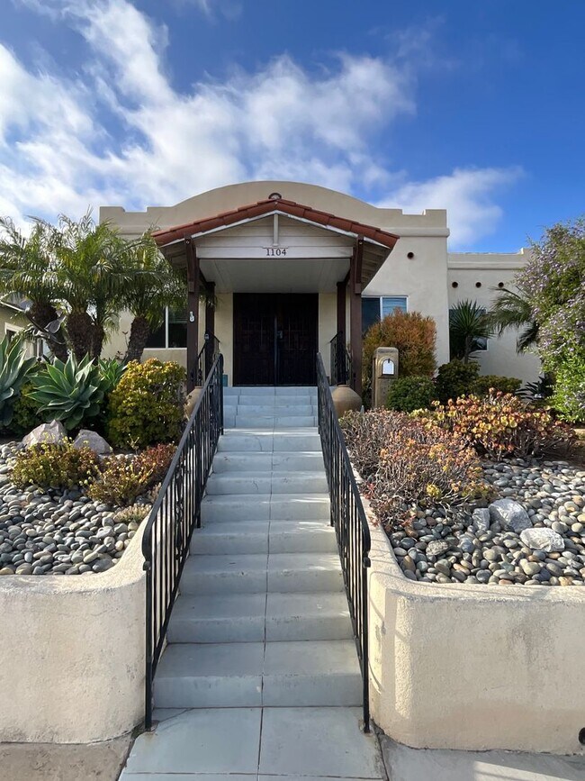 Building Photo - 3 bed, 2 bath Single Family Home in Missio...