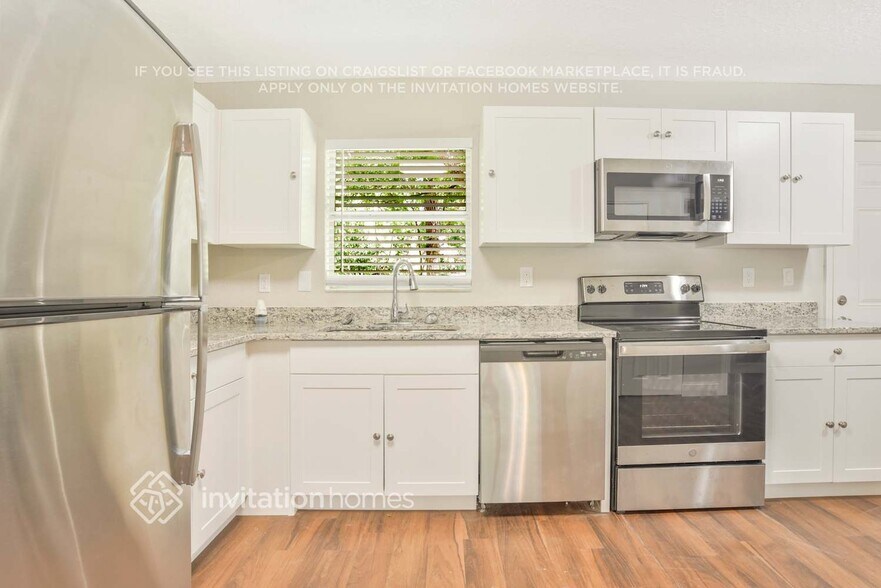 Building Photo - 822 Rosalia Dr