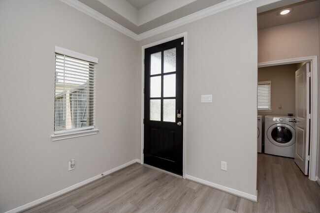 Building Photo - 17007 Shine Bright Ct