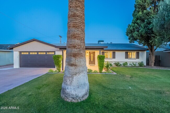 Building Photo - 8263 E Cypress St