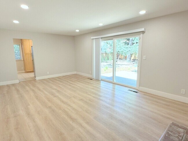 Building Photo - 2690 Danville Blvd