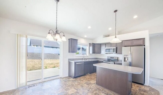 Building Photo - Beautiful One-Level House in New Neighborhood