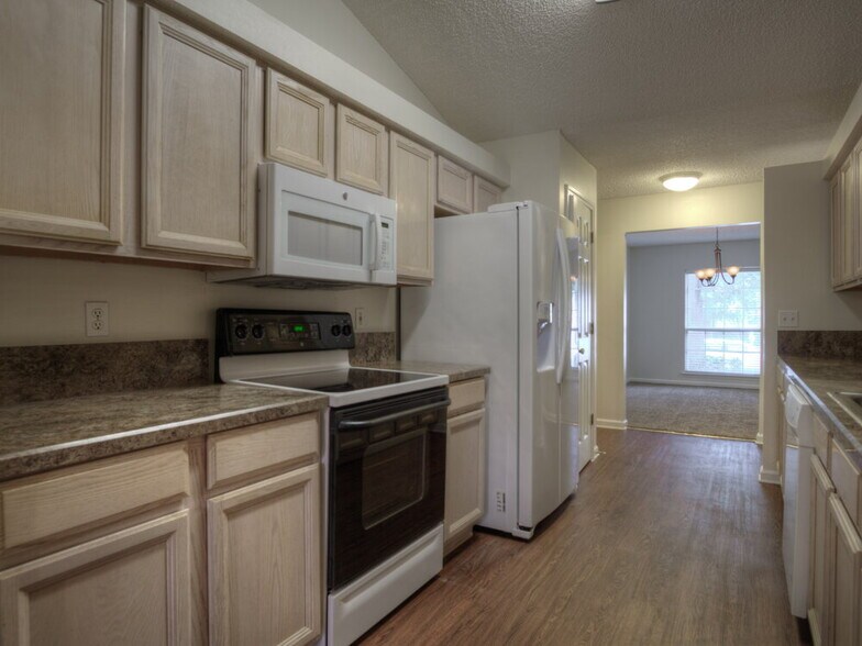 Building Photo - 1336 Marsh Grass Ct