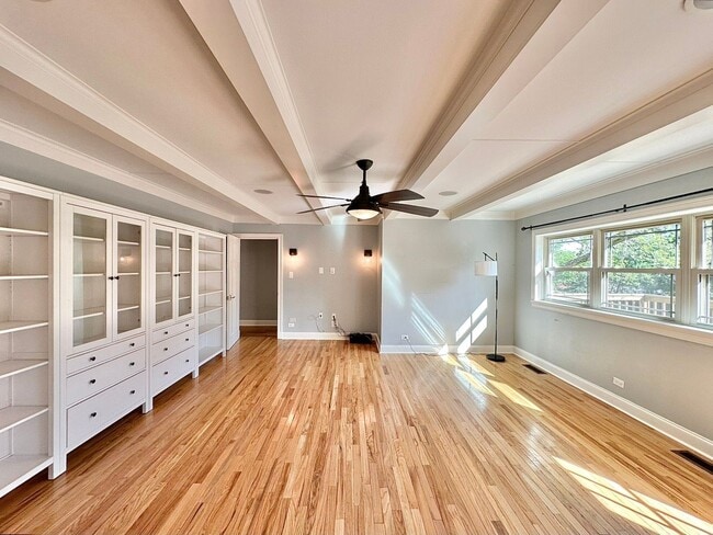 Building Photo - Spacious 4 Bedroom in the Heart of Tyler! Available Now!