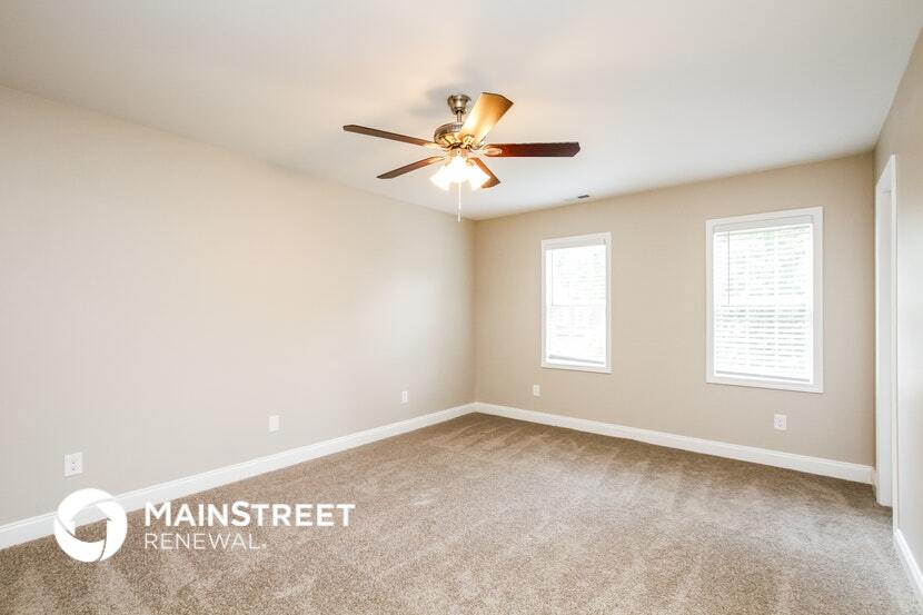 Building Photo - 2155 Charles Towne Ct