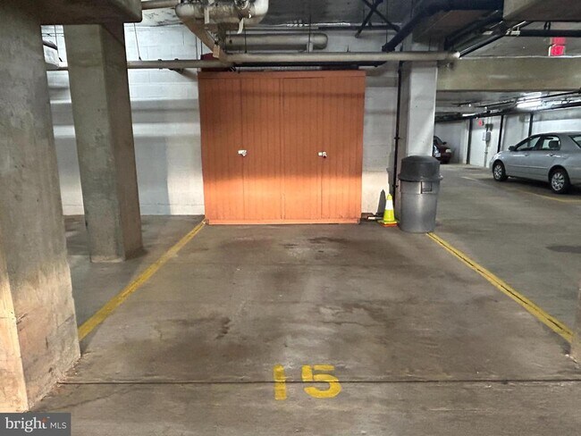 Building Photo - 1140 23rd St NW